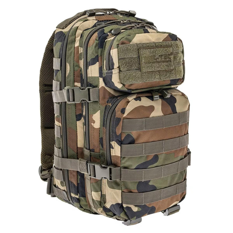Mil-Tec U.S. Assault Tactical Ryggsäck 20 liter vandrande vandring Woodland Daypack