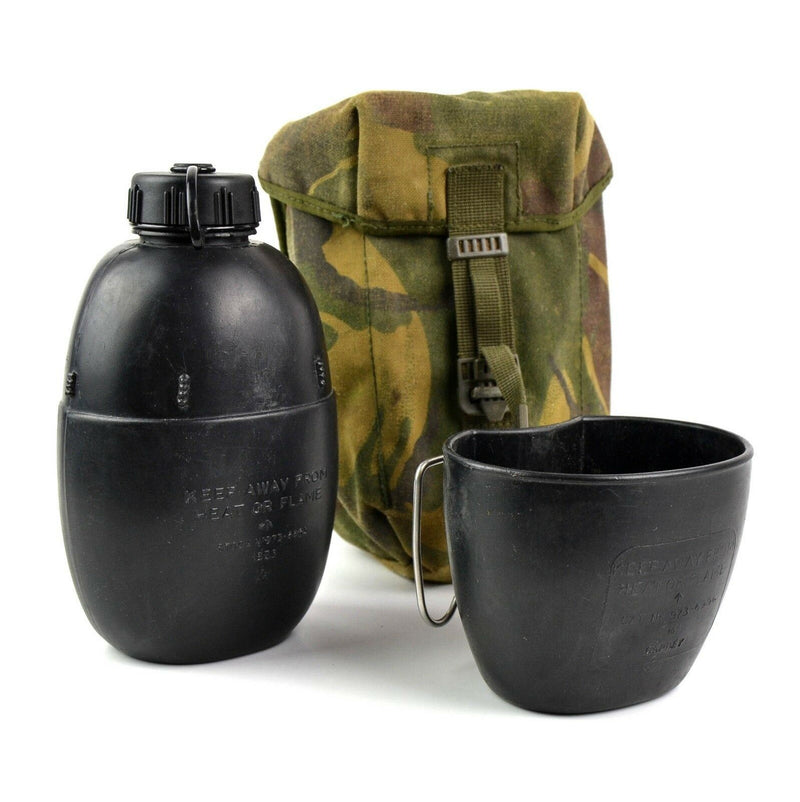 Original äkta brittisk armékantin med mugg 58 vattenflaska med påse