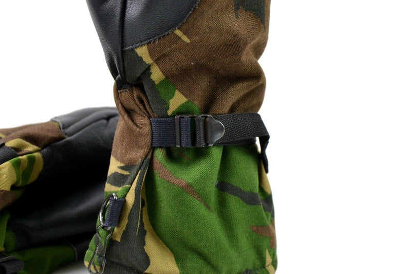 Original Dutch Army DPM Woodland Camo Mantens. Nederländerna militära handskar