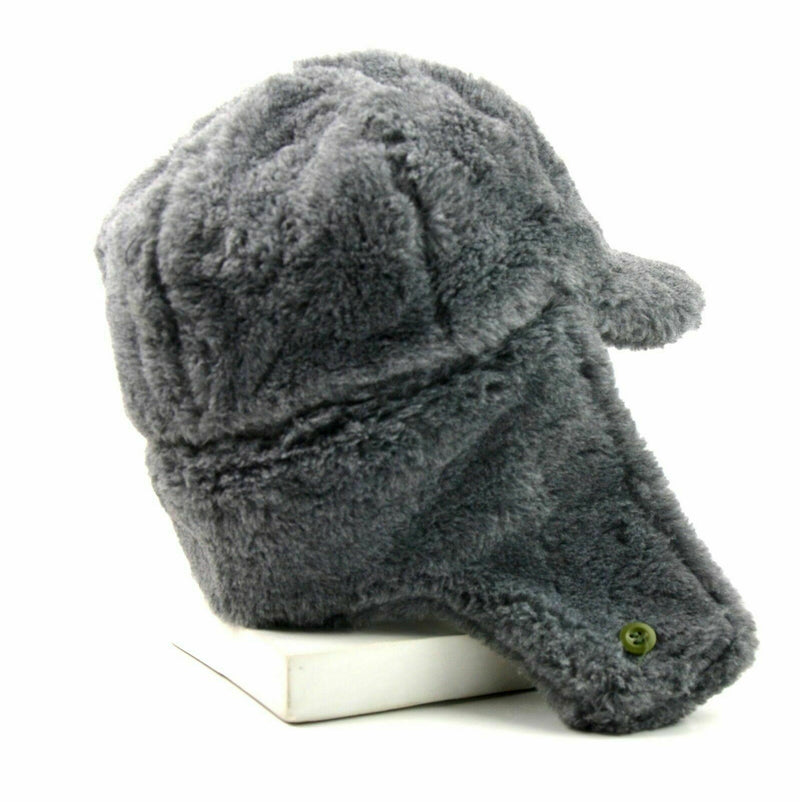 Äkta tjeckiska armé vinterkapslar ushanka grå päls varm hatt cz militär isignia