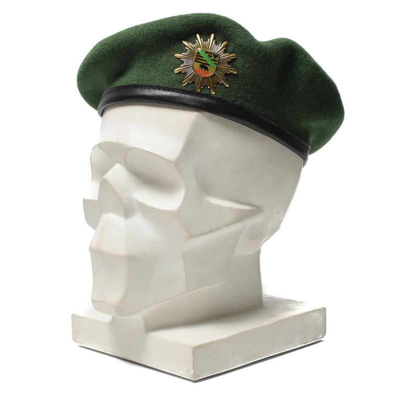 Äkta tyska polisen grön basker hatt cap ull med metall cockade insignia ny