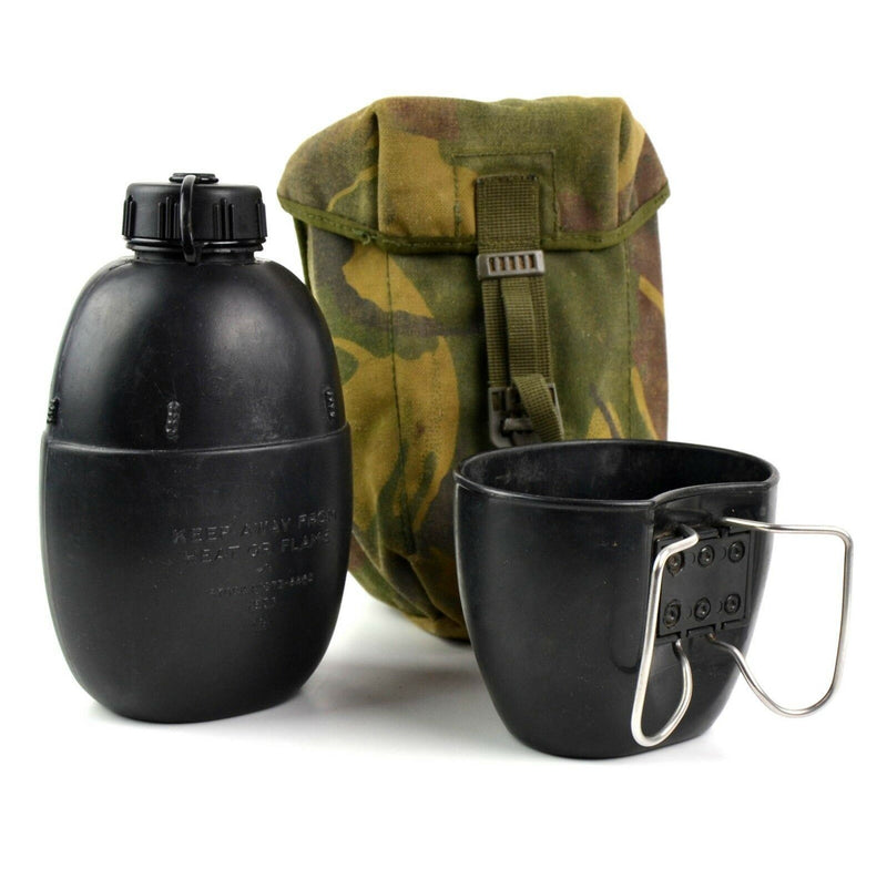 Original äkta brittisk armékantin med mugg 58 vattenflaska med påse