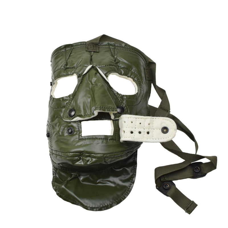 Ny amerikansk armé kallt väder ansiktsmask. Läskig skrämmande militärmask. Grön amerikansk mask