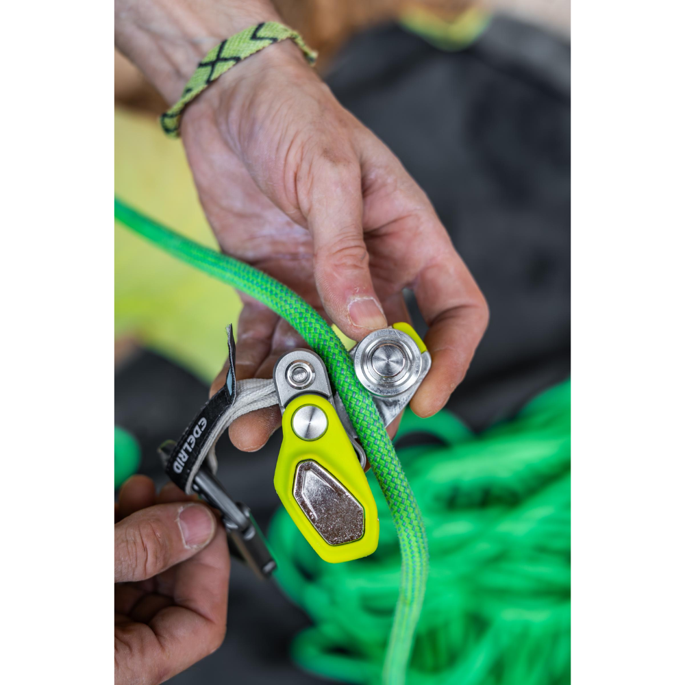 Edelrid Ohmega klätterbromsassistent med remskiva 8,6–10,5 mm rep Oasis