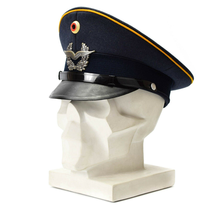 Äkta tyska arméns visirkap. Flygstyrkor militär toppade hatt luftware ny