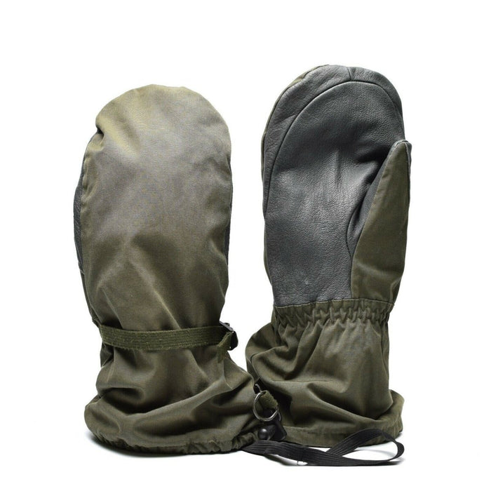 Äkta österrikisk armé oliv OD GoreTex vantar med vattentäta läderhandflator för militär och utomhusbruk.