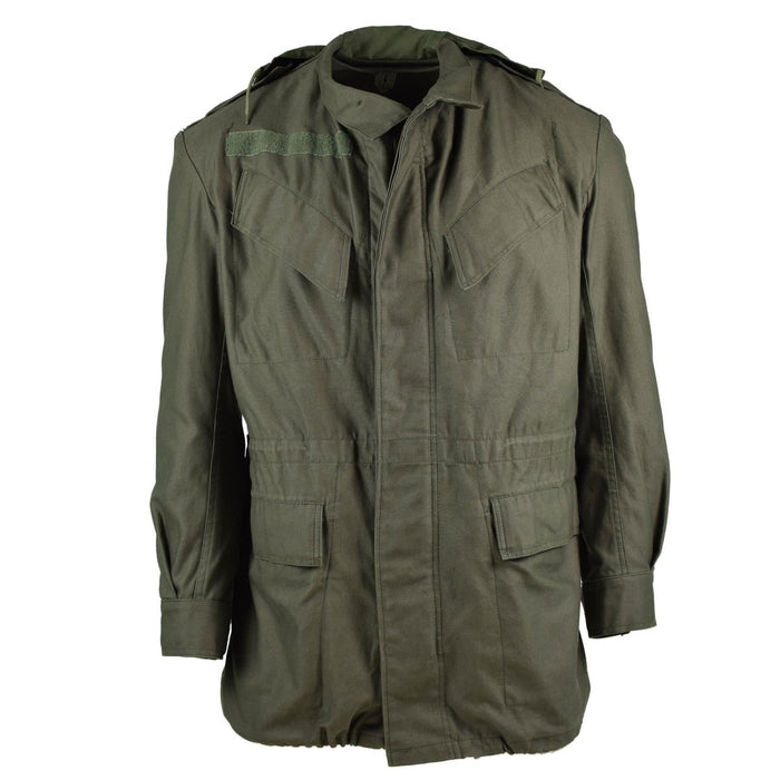 Vintage äkta belgisk army M64 olivgrön militär bomullsjacka parkas med flera fickor och förstärkta armbågar