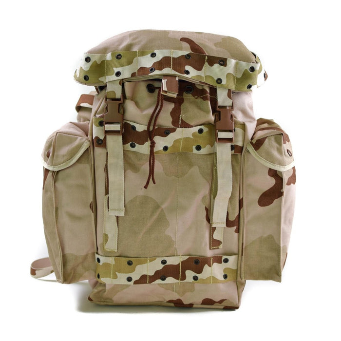 Äkta Dutch Army 35L öken camo taktisk ryggsäck med justerbara remmar, sidfickor och snabbspännen.