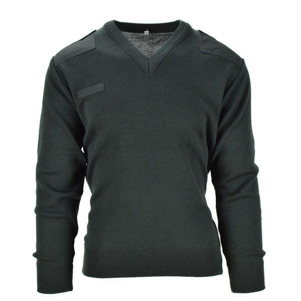 Dark green Dutch Army commando pullover sweater with V-neck and reinforced shoulder and elbow patches.