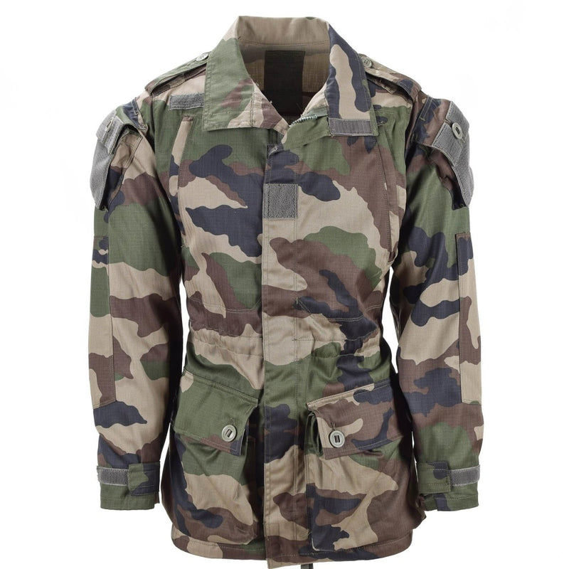 Authentic French army parka T4 combat jacket with CCE camo, multiple pockets, durable cotton blend for tropical weather.