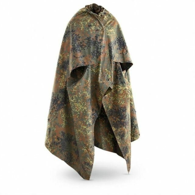 Äkta tysk armé vattentät skjul halv presenning poncho i Flecktarn kamouflage för camping eller militär användning