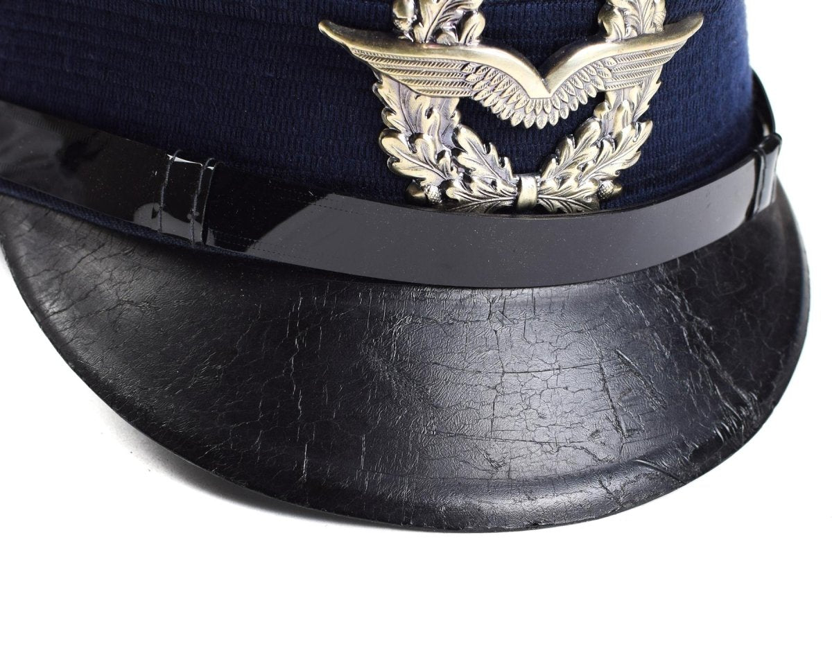 Äkta tyska arméns visirkap. Flygstyrkor militär toppade hatt luftware ny