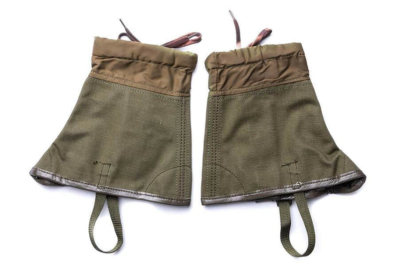 Vintage genuine Italian army olive canvas gaiters M70 with straps and lace-up front for hiking or military use