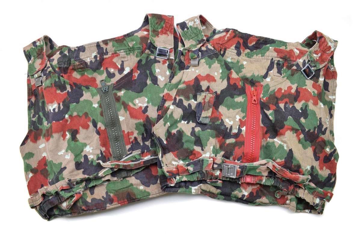 Äkta schweiziska arméstrid Taz 83 Camo Vest ryggsäck dagspack militär Schweiz