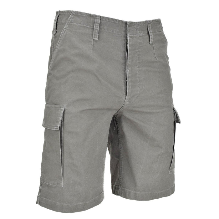 Mil-Tec tyska arméstil olivtvättade bermudashorts av molskinn med cargofickor, lätt och hållbar design.