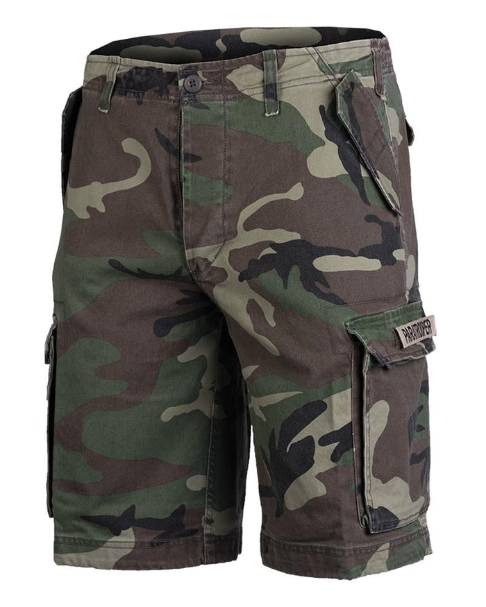 Mil-Tec tysk militär fallskärmsjägare stil förtvättade woodland camo cargo shorts med säkra fickor och slitstarkt tyg.