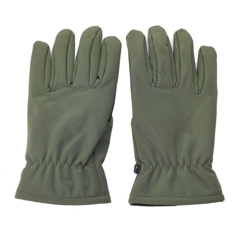 Olive green Mil-Tec winter gloves with softshell fabric and Thinsulate lining for warmth and durability