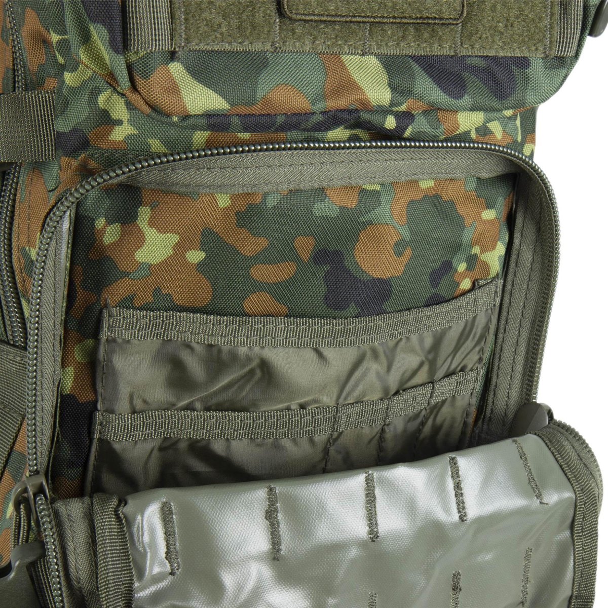Mil-Tec U.S. Assault Trekking Ruckssack Stor 36L ryggsäck Flecktarn Daypack Väska