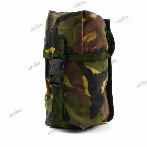 Original holländsk nederländsk armé MOLLE-påse i kamouflage, robust canvas för taktisk rökgranatförvaring och militärt bruk.