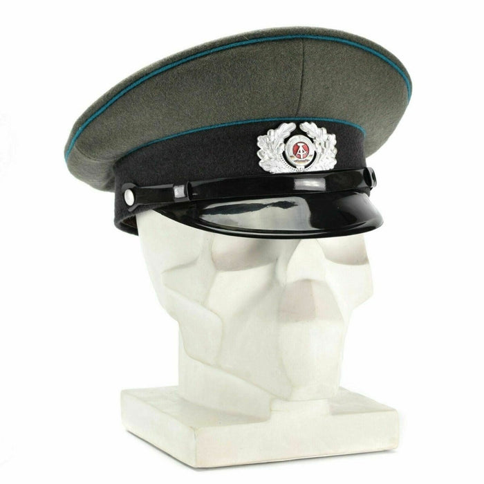 Original östtysk NVA armévisirmössa Air Forces militära topphatt NYHET - GoMilitar