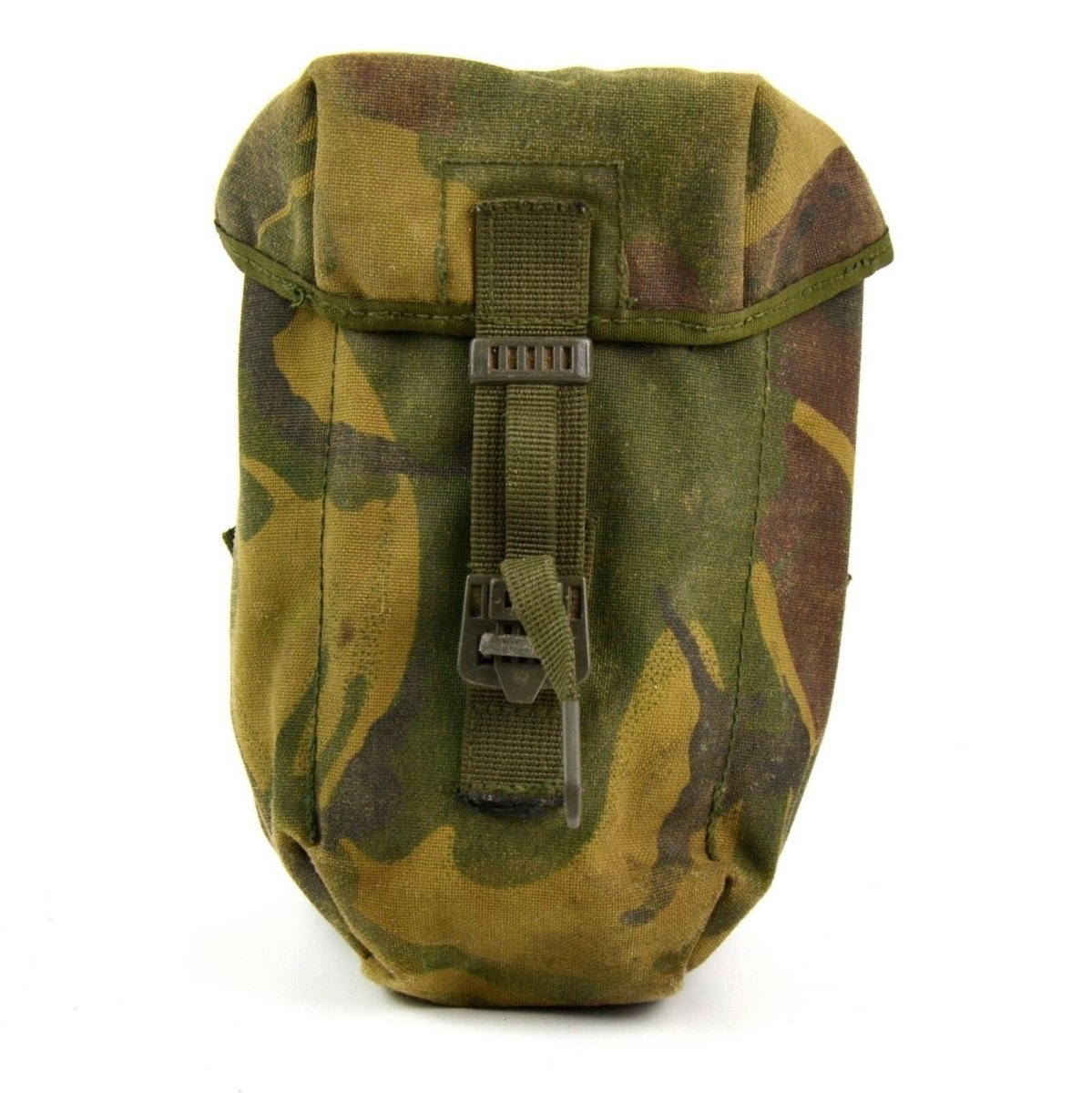 Original äkta brittisk armékantin med mugg 58 vattenflaska med påse